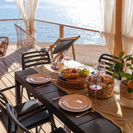 Mara'S Coast - Giulia Villa Drage Bagian luar foto